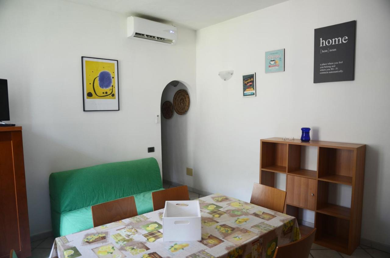 Calipso House - Posto Auto Gratuito Apartment Porto Santo Stefano  Bagian luar foto