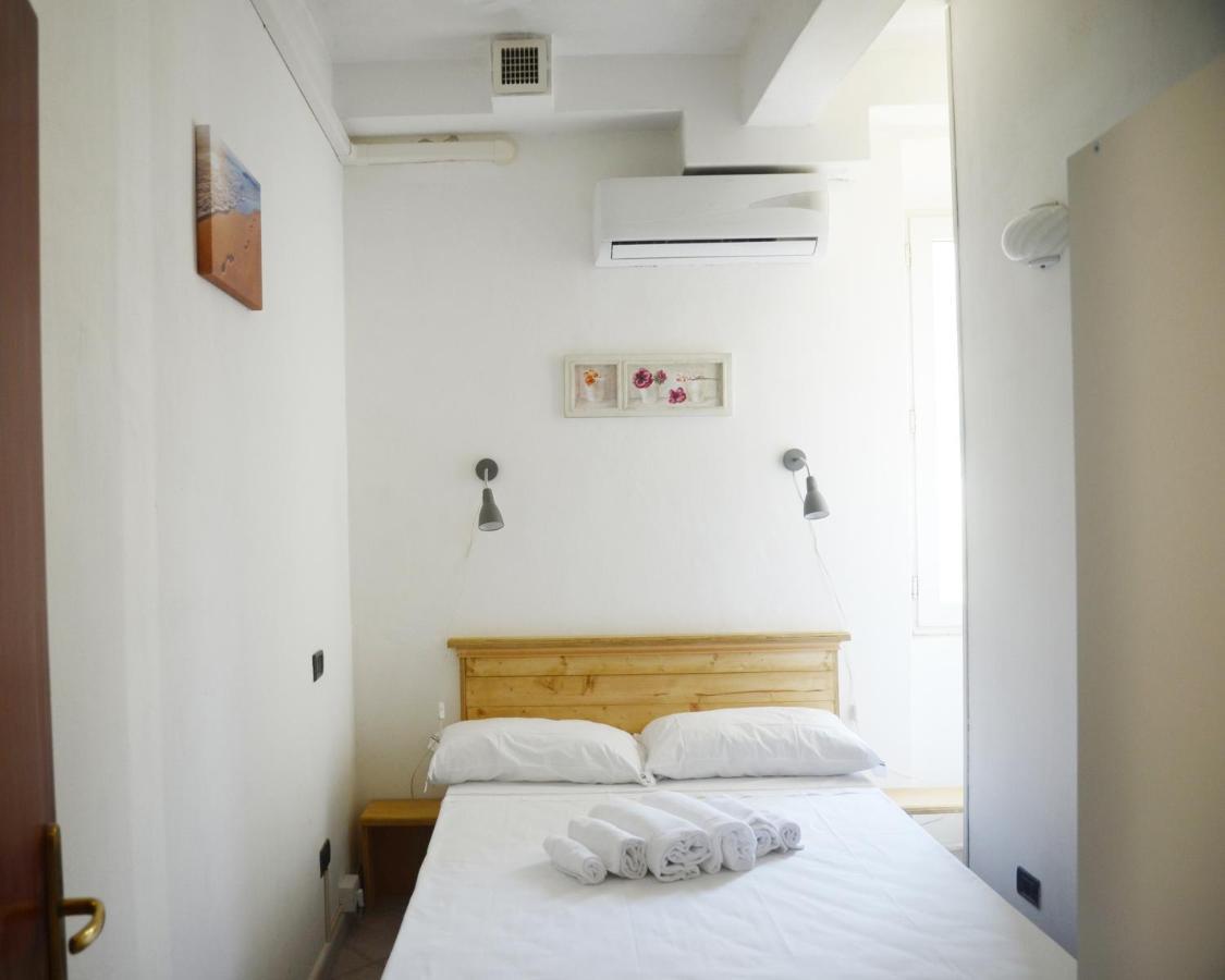 Calipso House - Posto Auto Gratuito Apartment Porto Santo Stefano  Bagian luar foto